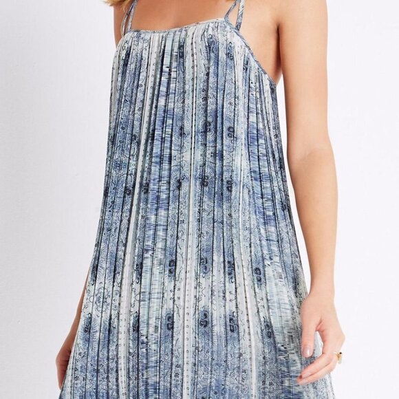 BCBGeneration Strappy Pleated Shift Mini Tempest Festival blue Dress Size XS - Picture 11 of 12